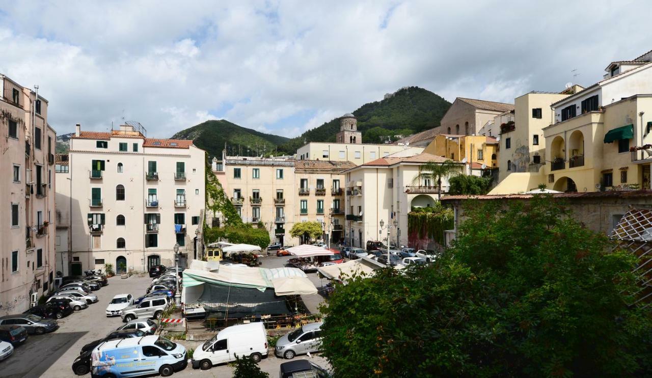 Angeli di terra Hotel Salerno Bagian luar foto